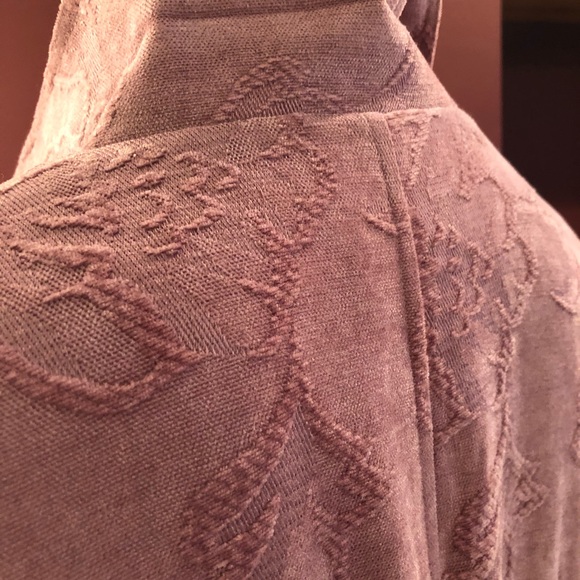 Pink mid thigh jacket - Picture 3 of 5